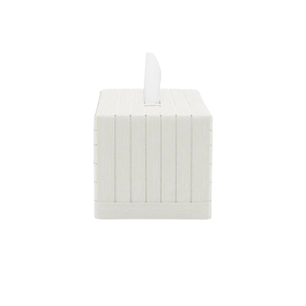 #カラー_ホワイト